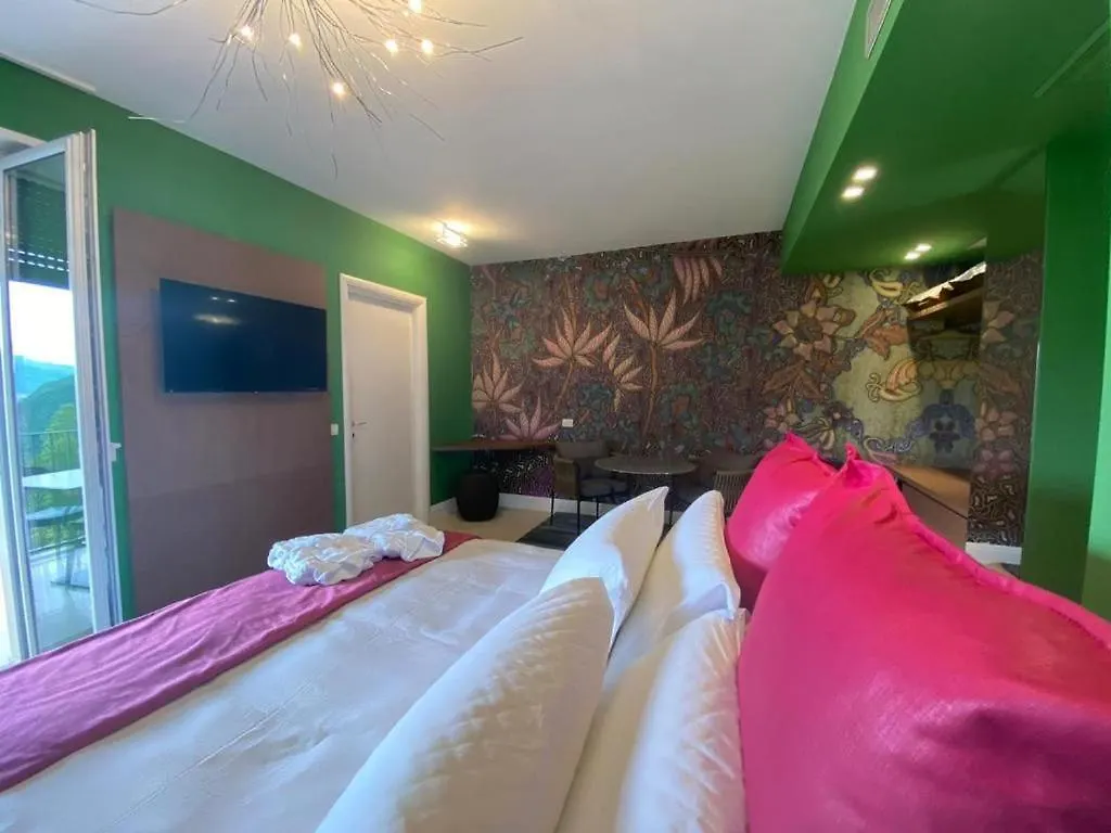 Guest house Panoramic Relax Luxury Villa Martina Lake Como Lecco